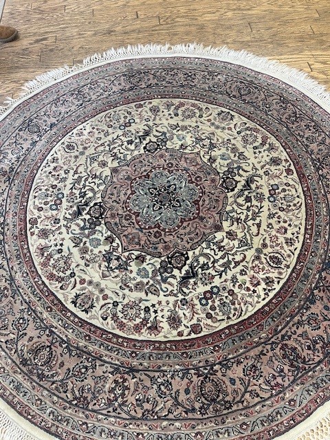 6' round rug