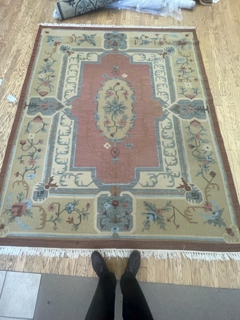 5'x5' square rug