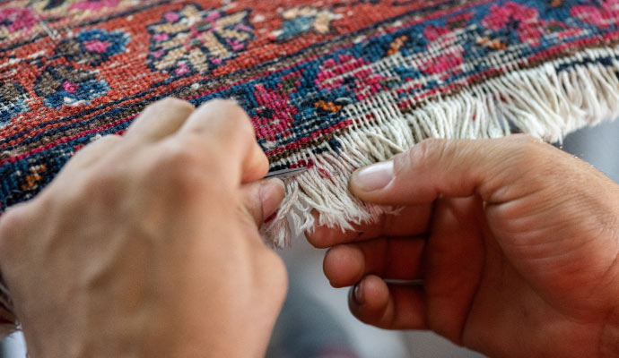 Rug fringe repair service